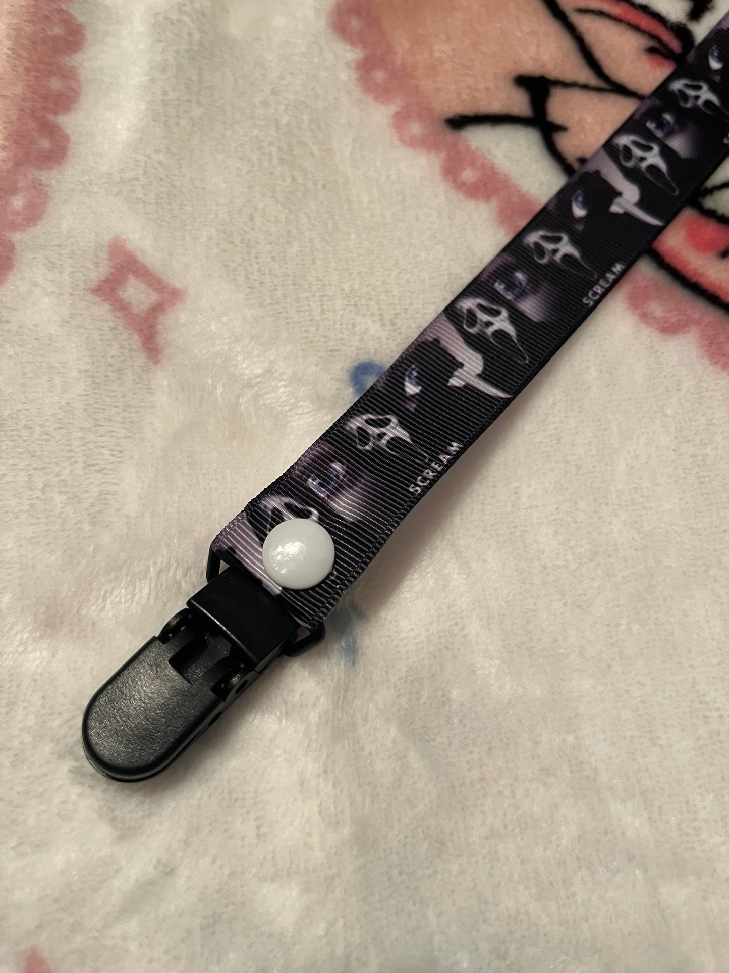 Scream Pacifier Clip