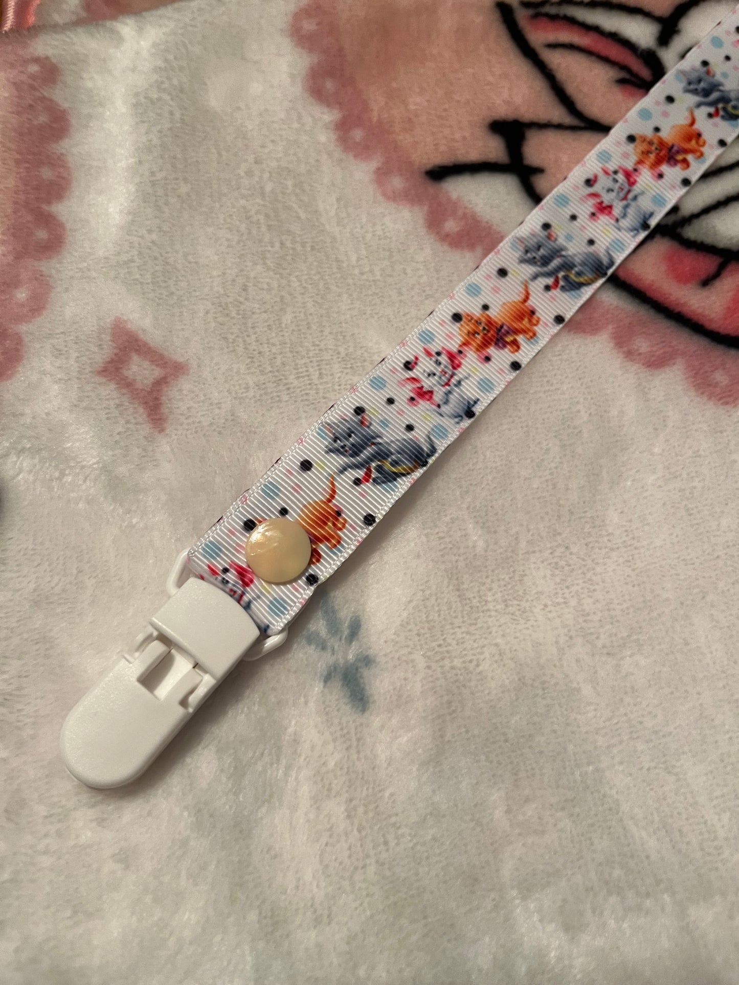 Aristocats Pacifier Clip