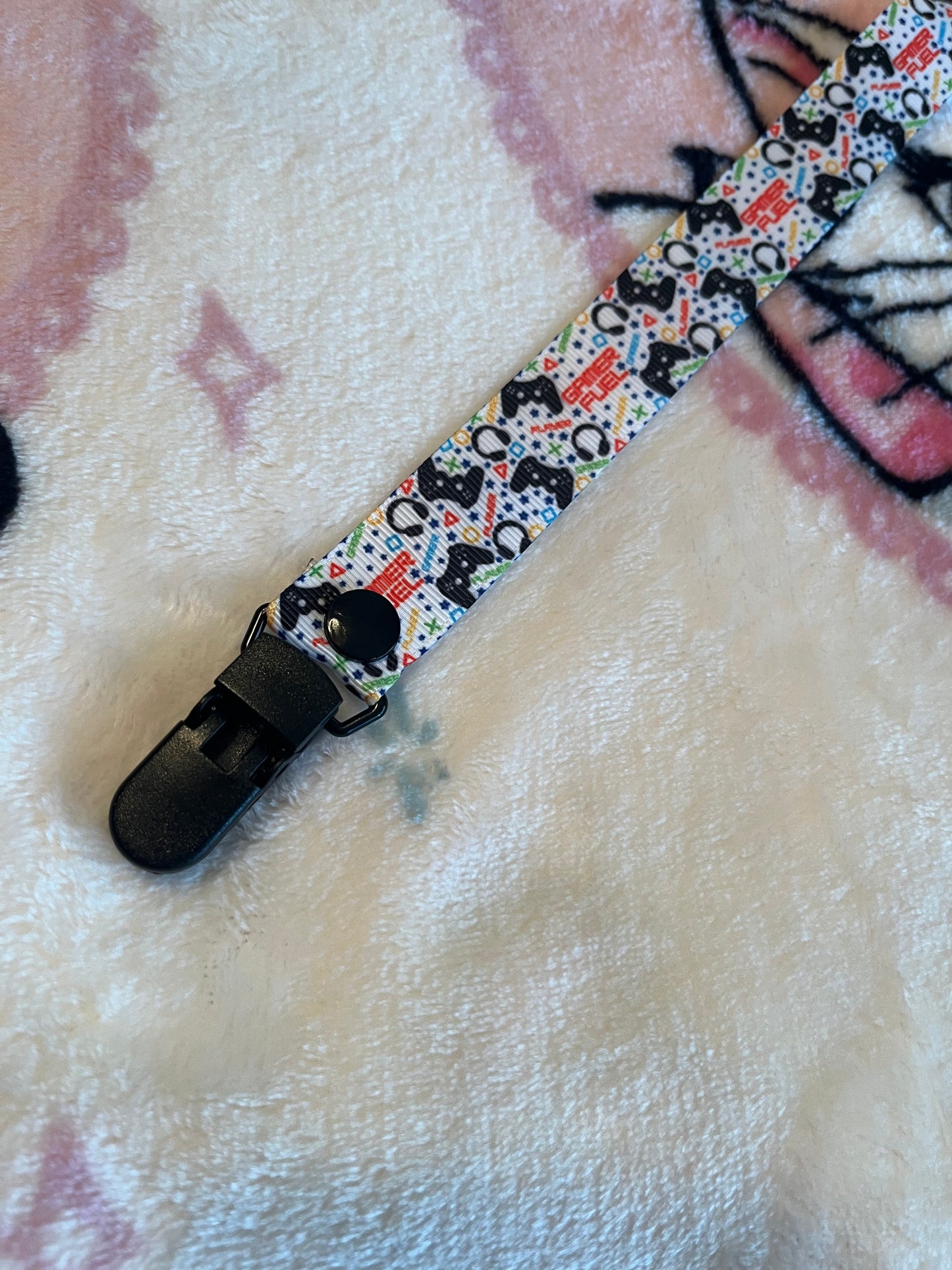 Gamer Fuel Pacifier Clip