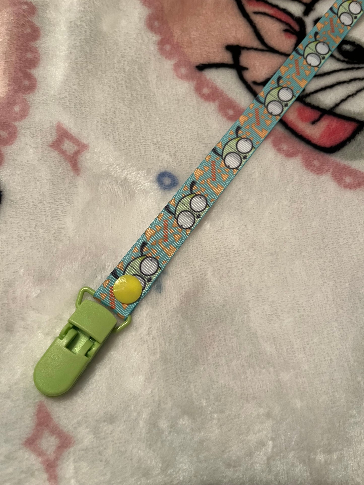 Gir Pacifier Clip